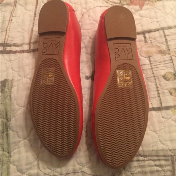 Icon do anything flat in heart nwob size 7 - Picture 4 of 4